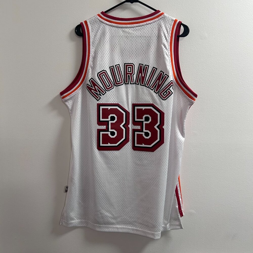 🔥: Adidas • Heat • Alonzo Mourning • Jersey • M - Picture 2 of 5